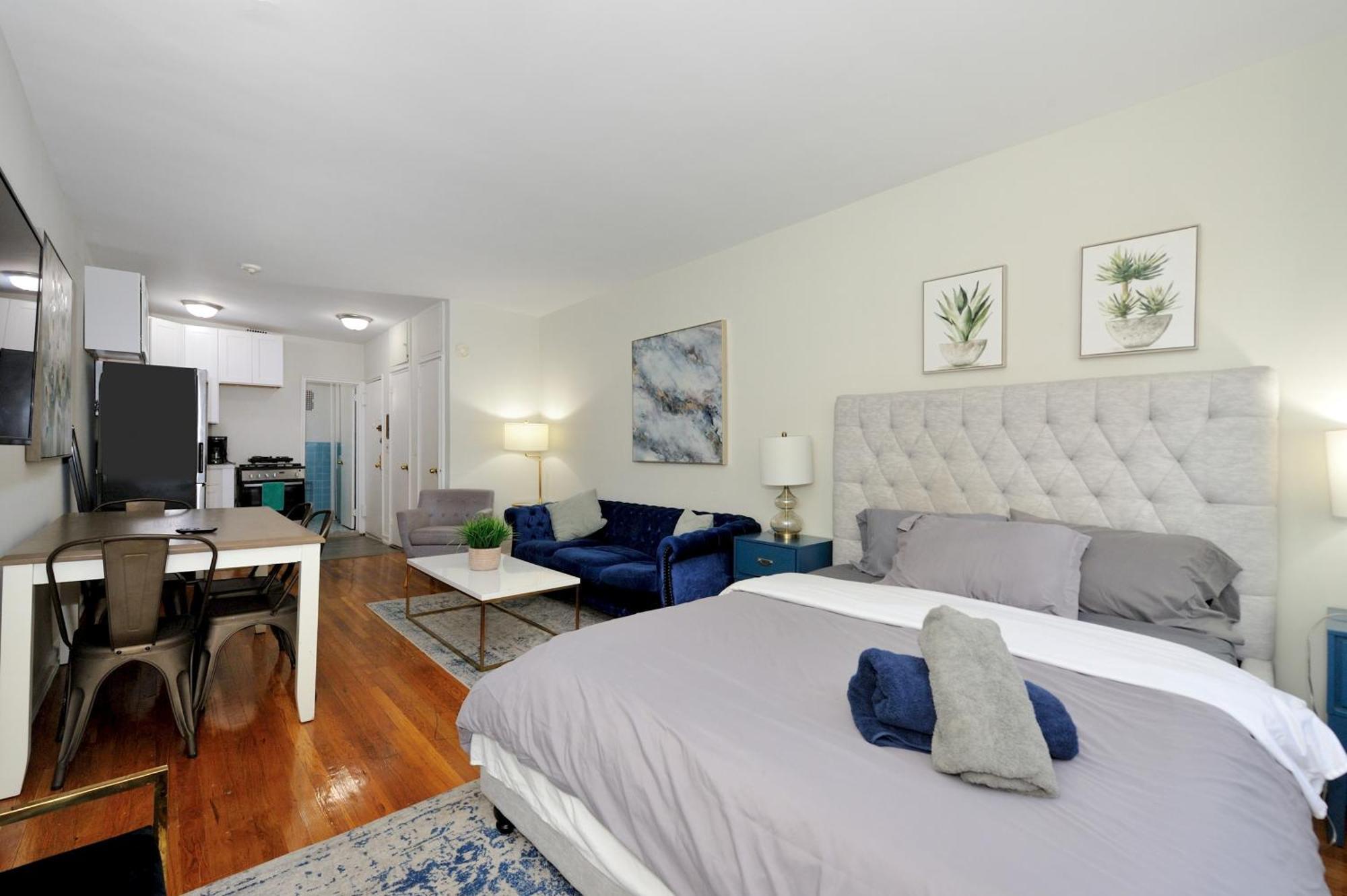 Appartamento Charming Ues Walk To Subway Park
