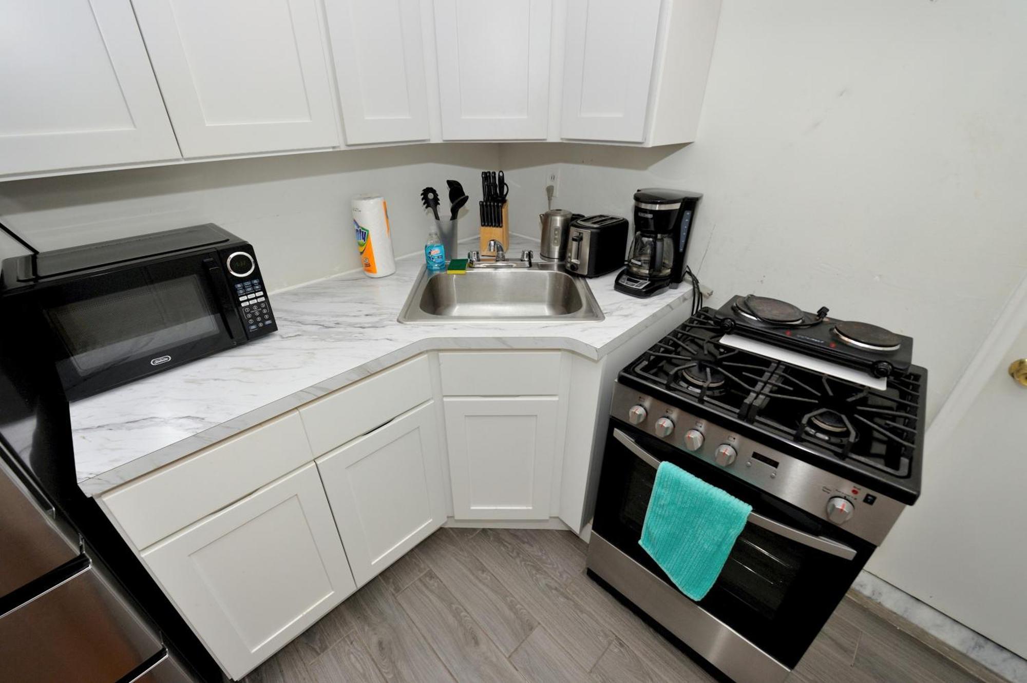 Appartamento Charming Ues Walk To Subway Park *